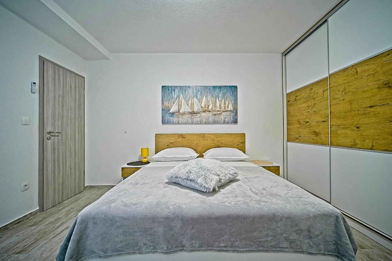 Luxury Apartment "Blue Diamond" Postira Ngoại thất bức ảnh